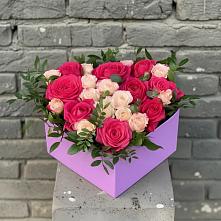 Цветочная композиция из Розы в коробке в Гряды