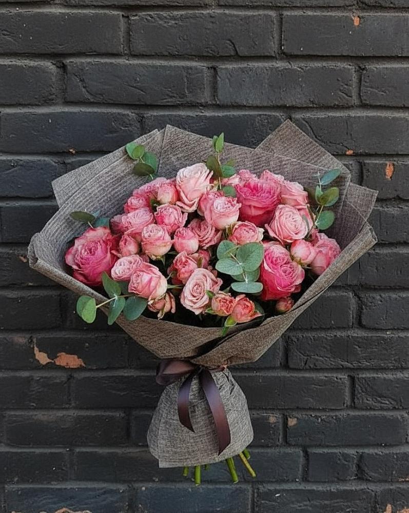 Букет цветов из: Розы в Гряды