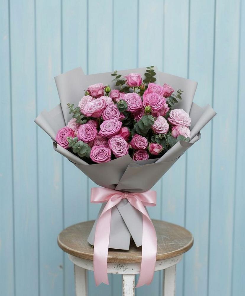 Букет цветов из: Розы в Гряды