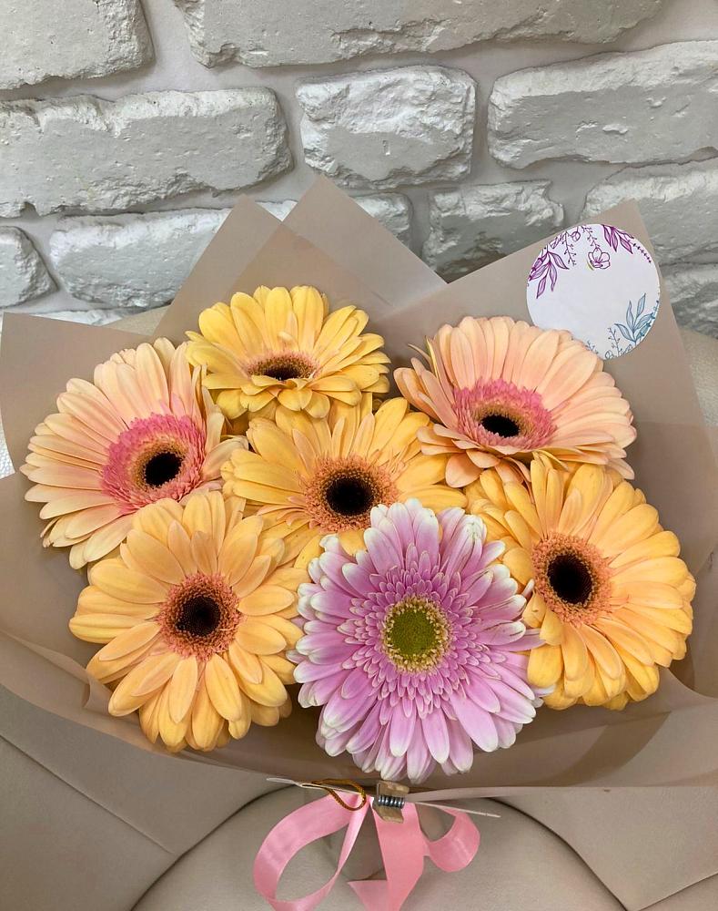 Букет цветов из: Герберы в Гряды