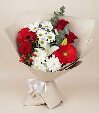 Букет цветов из:  Розы, Хризантемы, Герберы и Лилии в Гряды
