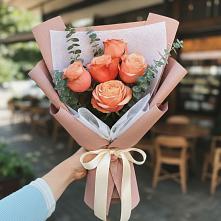 Букет цветов из:  Розы в Гряды