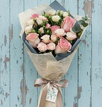 Букет цветов из:  Розы #REPLACE_PRED# Гряды