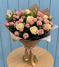 Букет цветов из:  Розы в Гряды