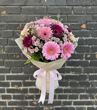 Букет цветов из:  Герберы и Хризантемы в Гряды