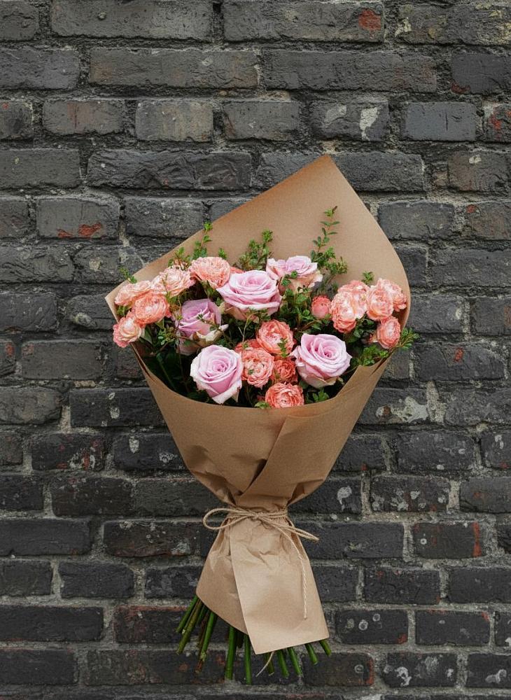 Букет цветов из: Розы в Гряды