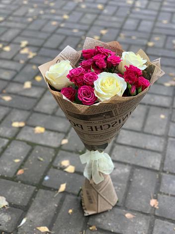 Букет цветов из: Розы в Гряды